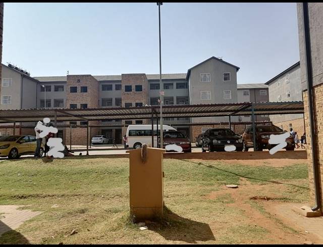 2 BEDROOM APARTMENT FOR SALE IN CLAYVILLE